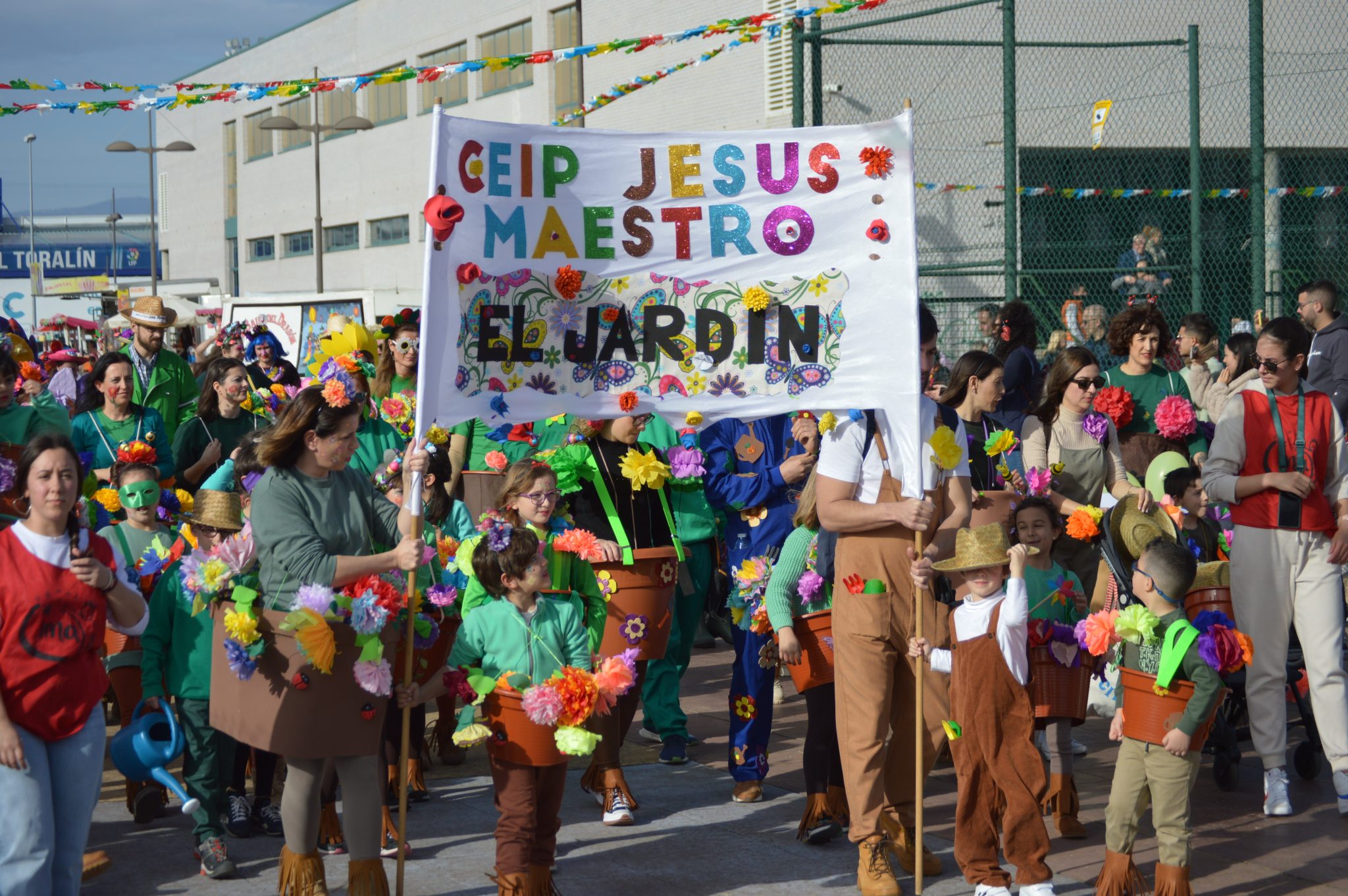 Carnaval Infantil de Ponferrada 2023. Las AMPAS de los colegios de la ciudad llenan de color y alegría las calles 80
