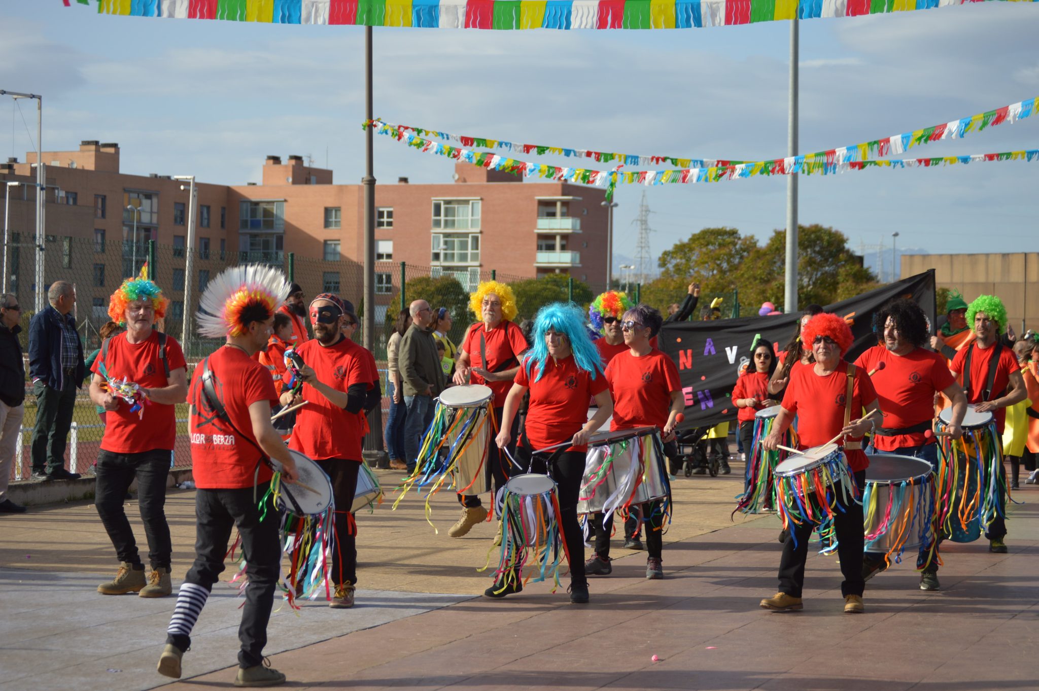 Carnaval Infantil de Ponferrada 2023. Las AMPAS de los colegios de la ciudad llenan de color y alegría las calles 30