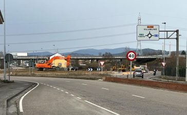 La Junta invierte 86.000 euros en la adaptación de la rotonda de conexión entre la carretera CL-631 y el acceso a la A-6 en Ponferrada para facilitar el paso de transportes especiales 2