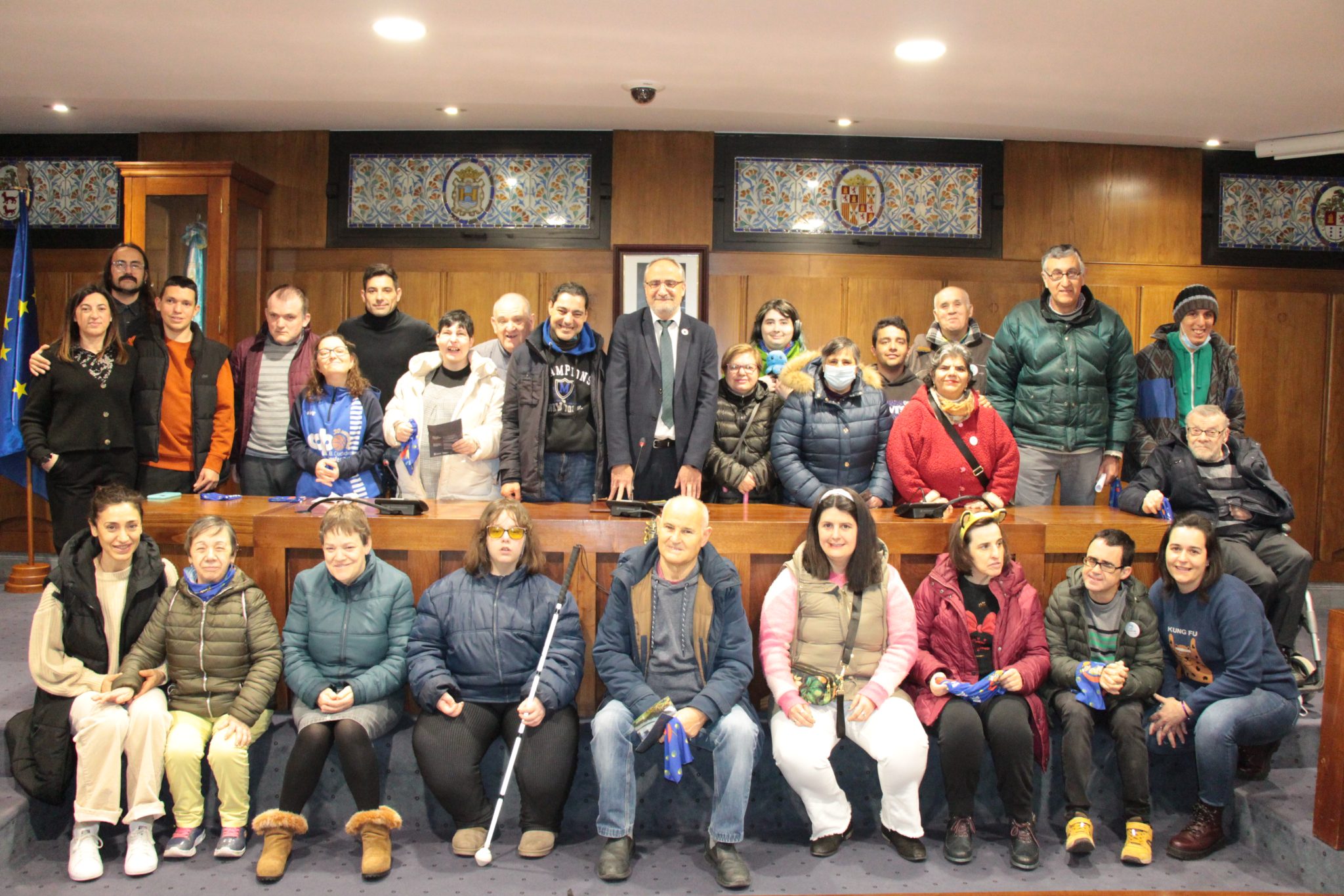 Usuarios de Asprona Bierzo visitan el Ayuntamiento de Ponferrada, trasladando sus peticiones y propuestas 1