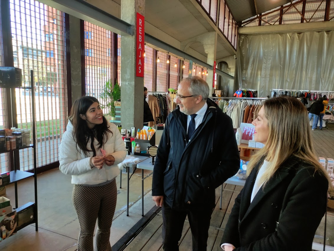 Inaugurada la Feria de las Rebajas de Ponferrada que estará abierta durante todo el fin de semana 1