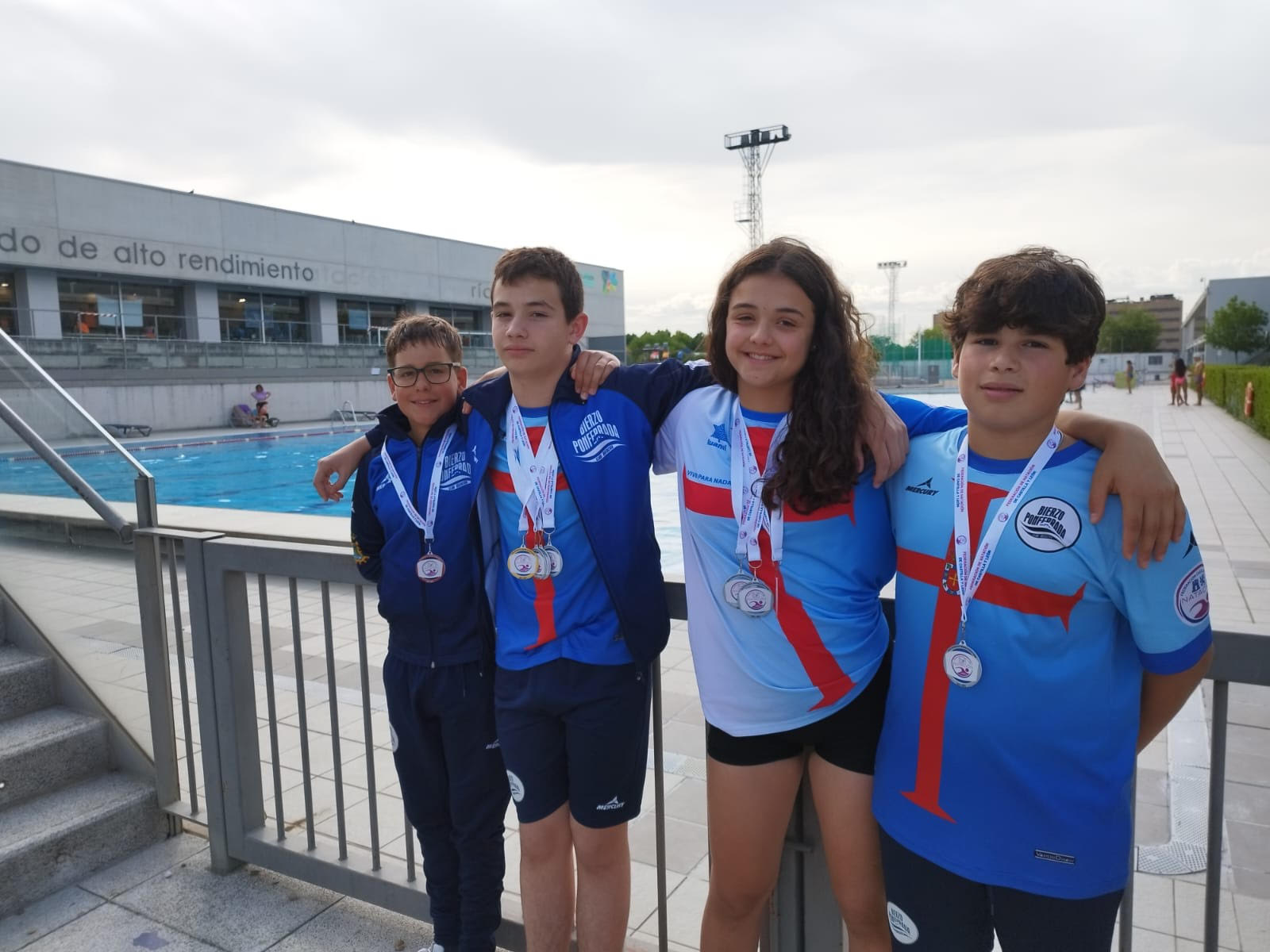 10 medallas para el Natación Bierzo en el VII Campeonato de Castilla y León Open Alevín de Verano de Natación 2