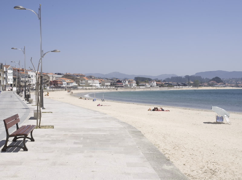 Playas cerca del Bierzo. Una selección de playas en Galicia para disfrutar de la arena y mojar los pies en el mar 20