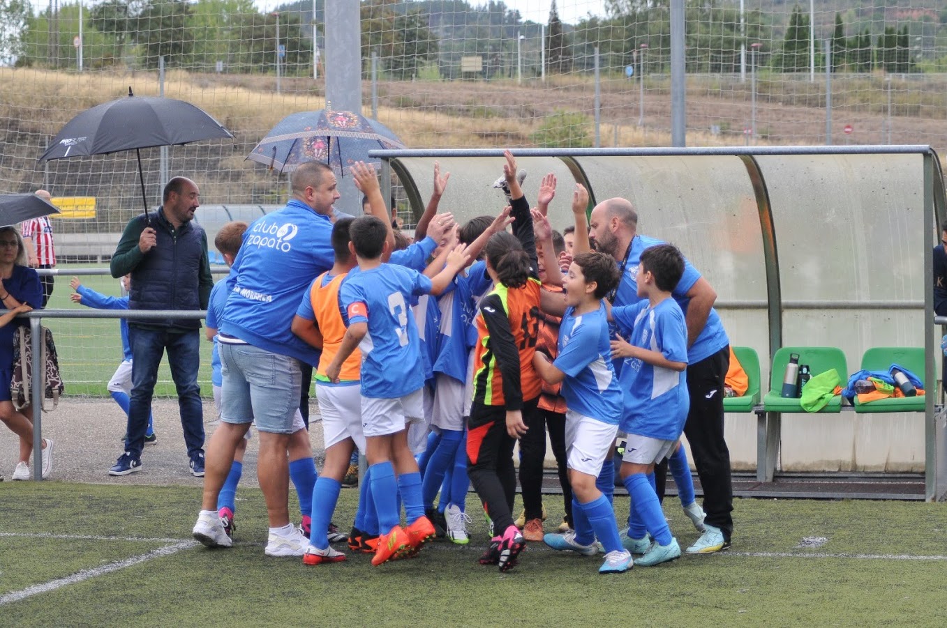 El fútbol base celebró el fin de semana la 27 edición del torneo social de La Morenica 16