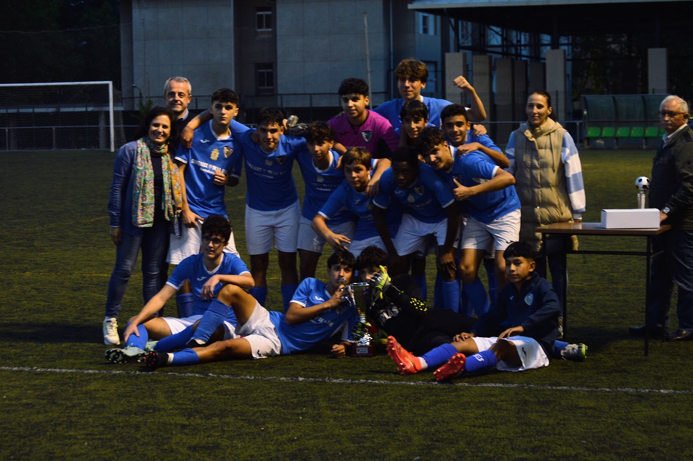 El fútbol base celebró el fin de semana la 27 edición del torneo social de La Morenica 12