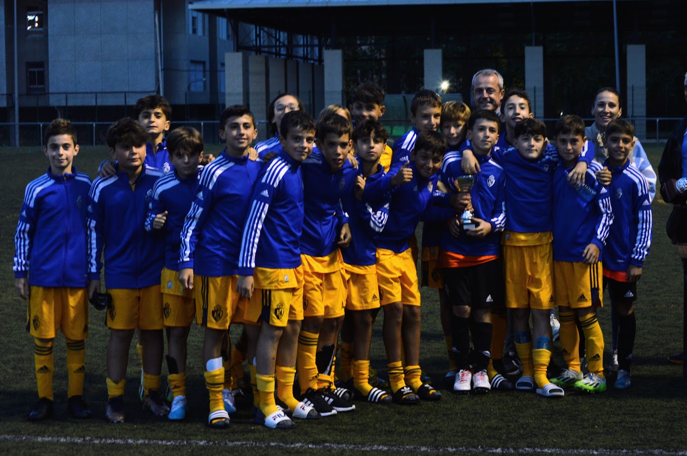 El fútbol base celebró el fin de semana la 27 edición del torneo social de La Morenica 5