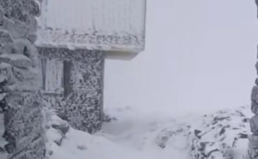La ermita de la Aquiana se viste de blanco, dejando una preciosa estampa invernal 3