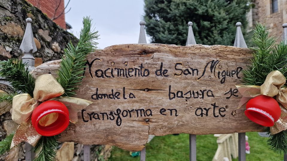 El Nacimiento realizado con materiales reciclados de San Miguel de las Dueñas, ya se puede visitar 8