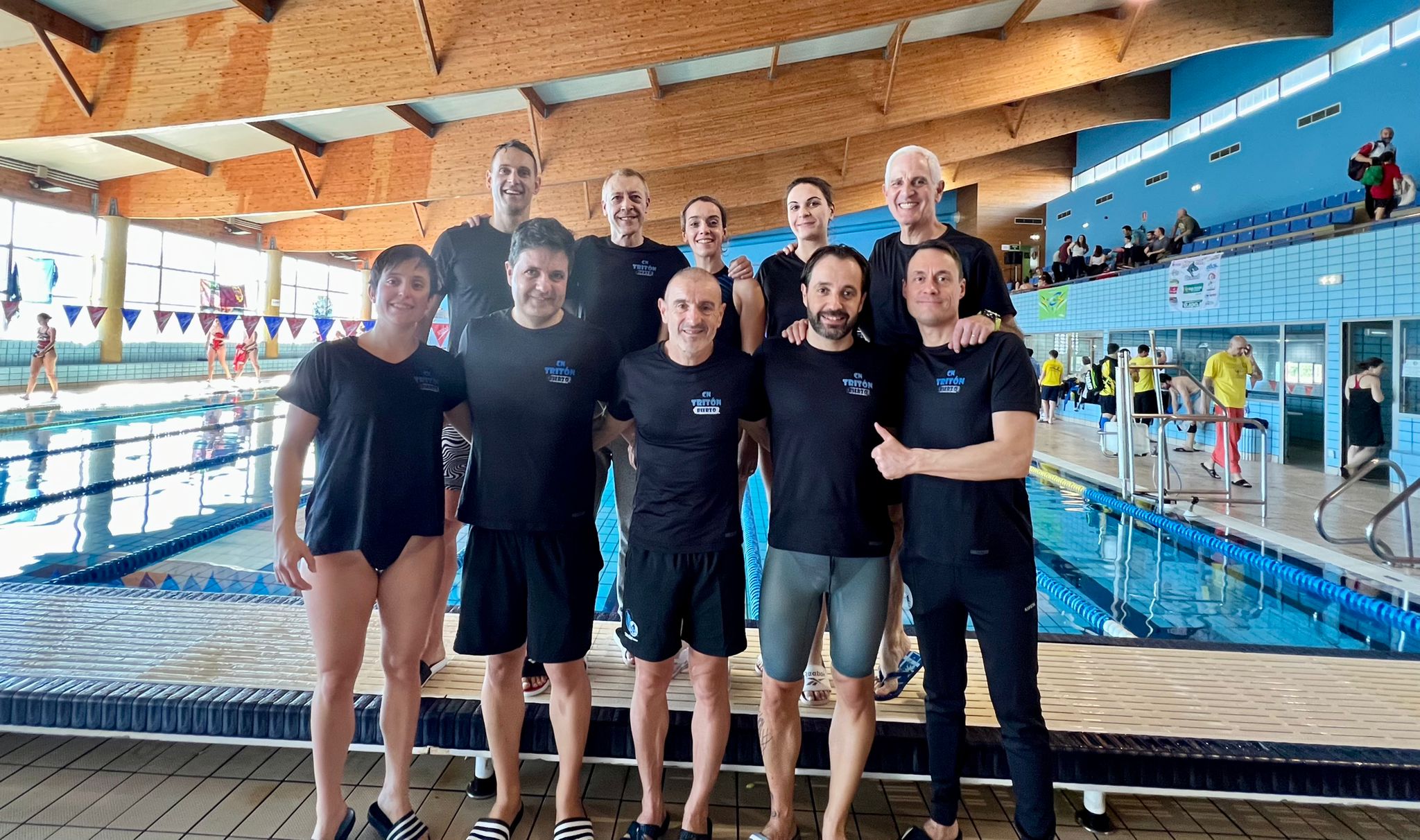 El Club de natación Tritón Bierzo triunfa en el XI Campeonato de Castilla y León de Natación Máster de Invierno 1