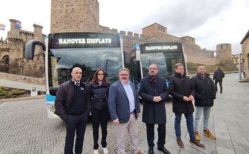 Presentados dos nuevos autobuses que se pondrán en circulación en Ponferrada a partir de la próxima semana 2