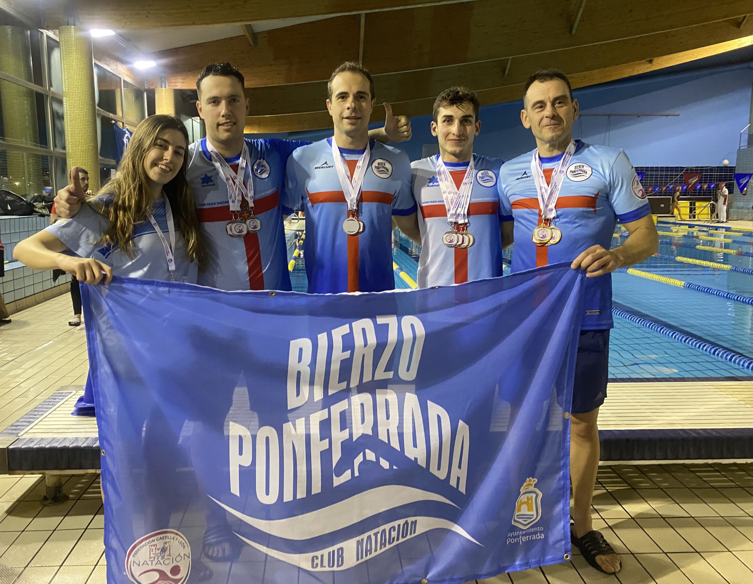 El Club Natación Bierzo también triunfa en el XI OPEN Castilla y León Natación MÁSTER 1