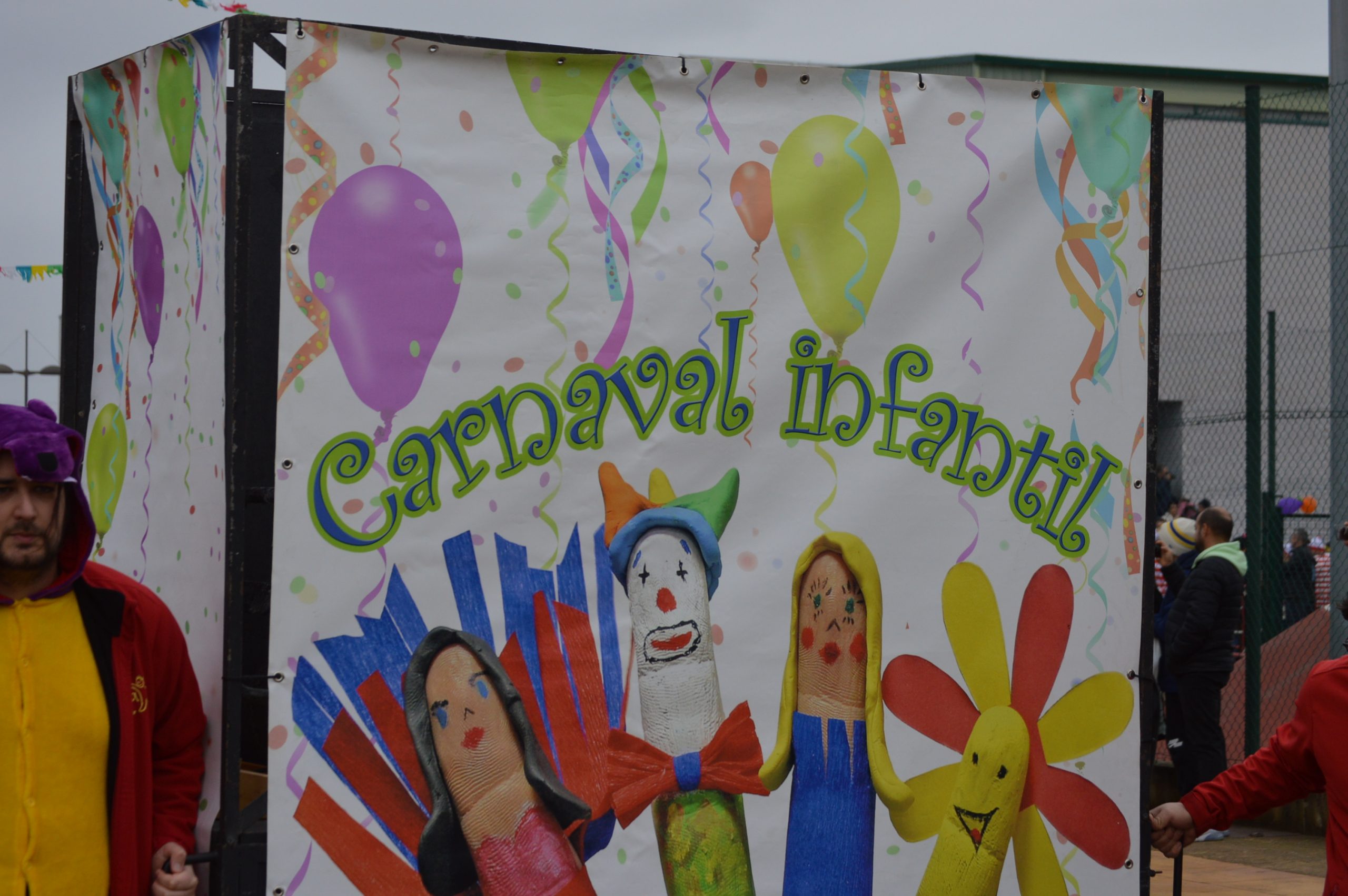 El tiempo respeta el Carnaval Infantil de Ponferrada 2024 y los niños acuden puntuales a la cita 2