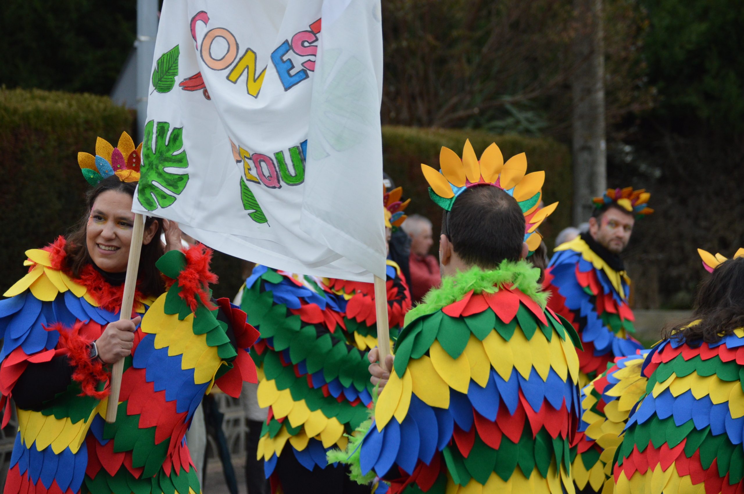El tiempo respeta el Carnaval de Carracedelo que recorrió las calles más céntricas del pueblo 33