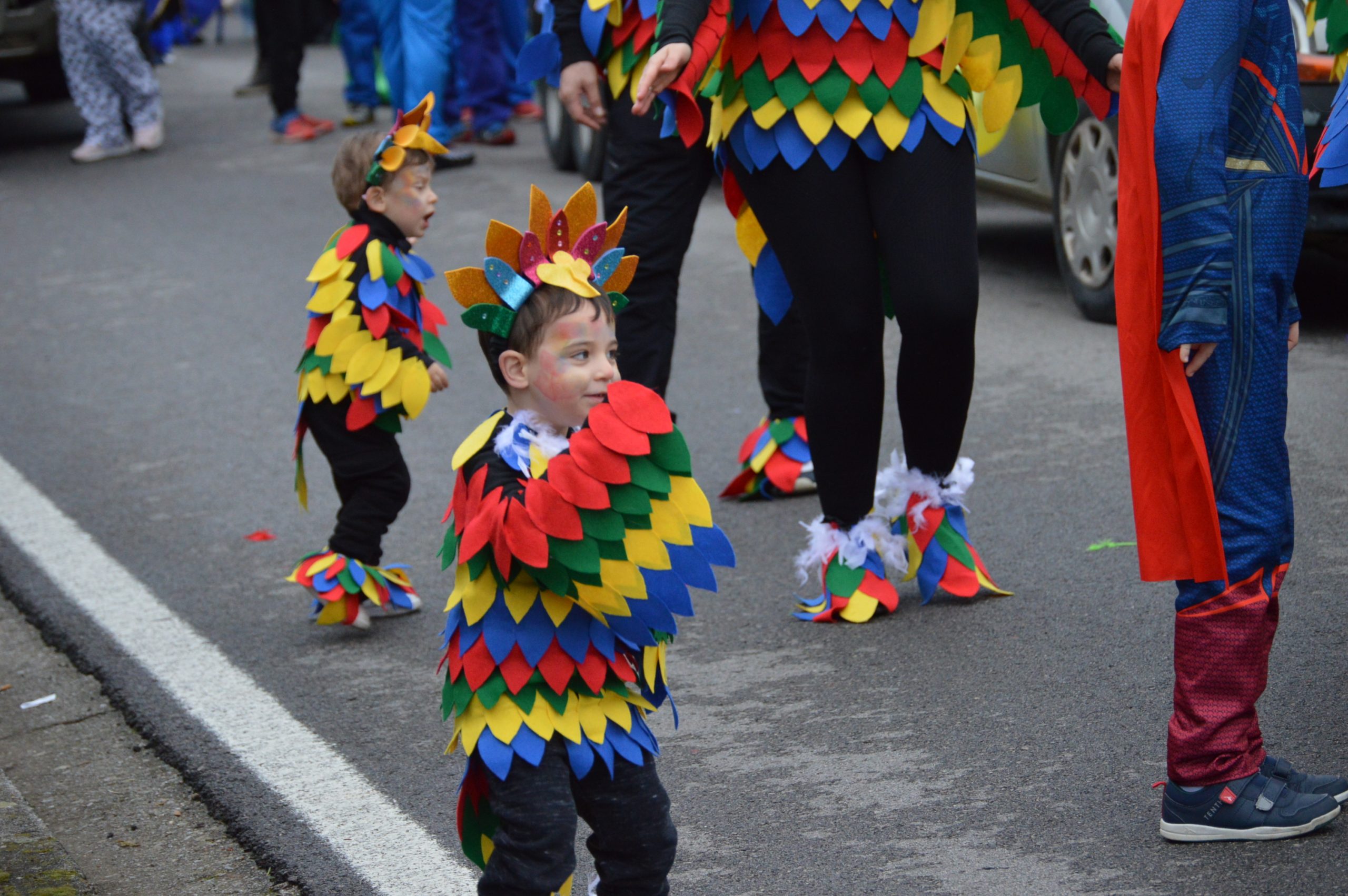 El tiempo respeta el Carnaval de Carracedelo que recorrió las calles más céntricas del pueblo 140