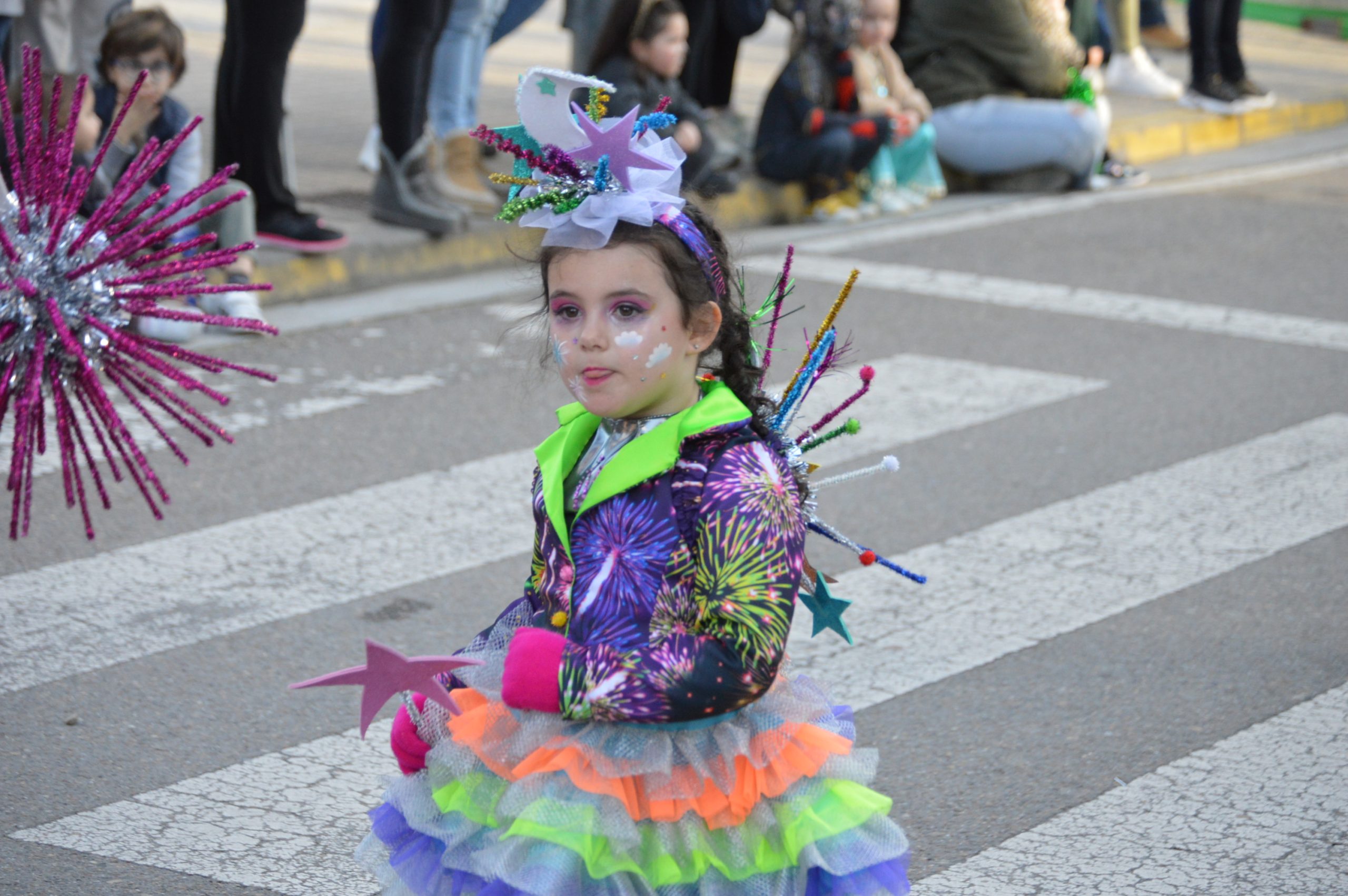 Carnavales en Ponferrada, el sol saca a la calle a miles de ponferradinos para disfrutar del desfile 64