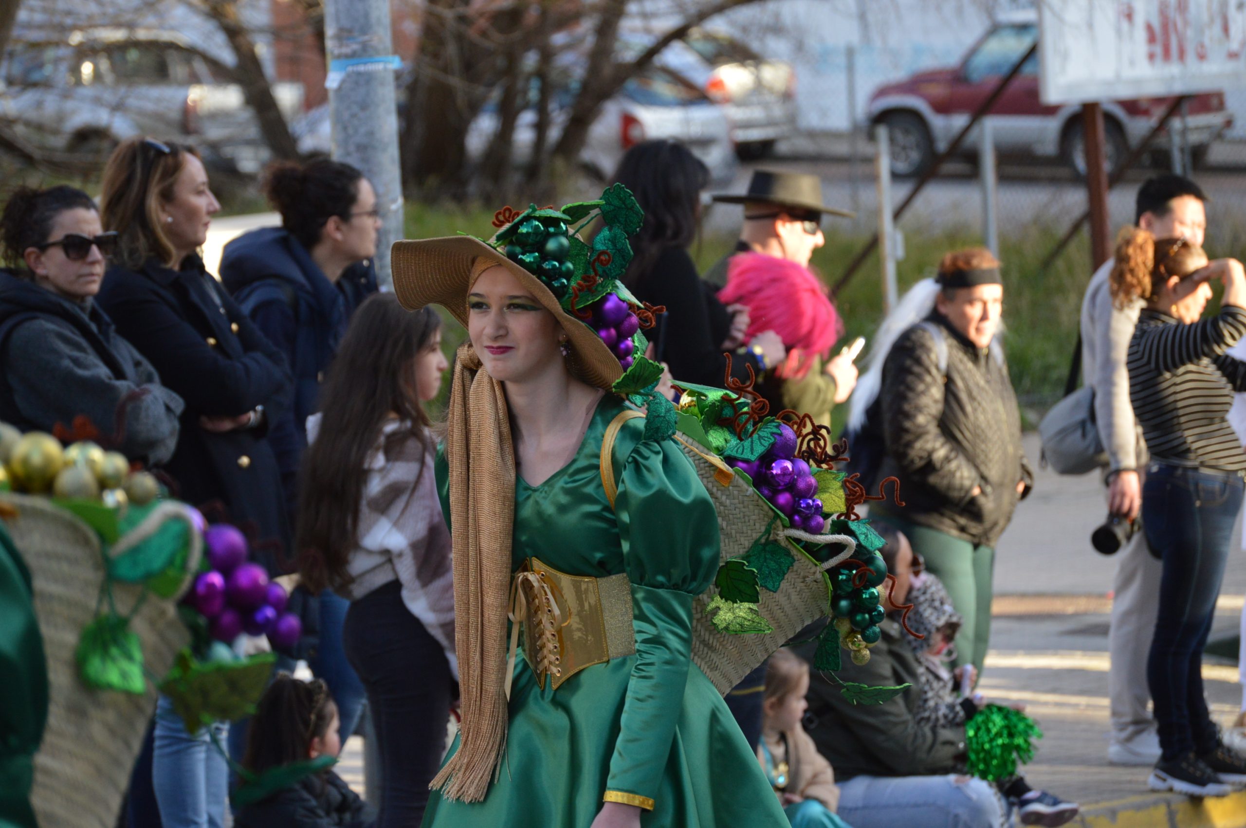 Carnavales en Ponferrada, el sol saca a la calle a miles de ponferradinos para disfrutar del desfile 33