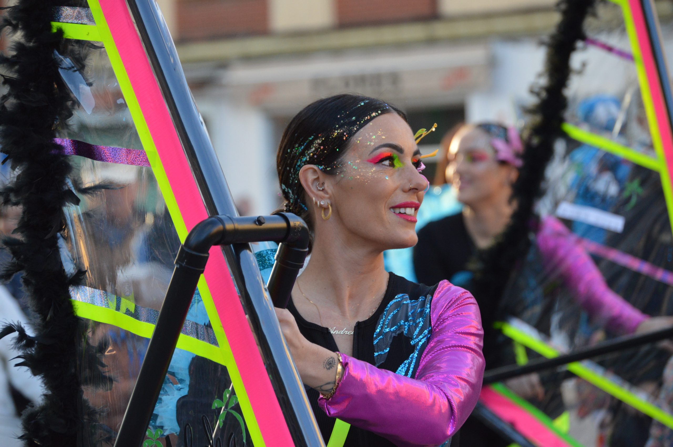 Carnavales en Ponferrada, el sol saca a la calle a miles de ponferradinos para disfrutar del desfile 20