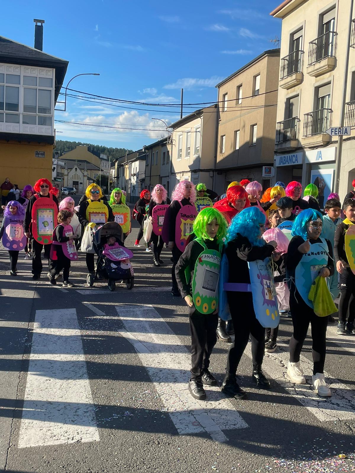 CARNAVAL 2024 FOTOS | Camponaraya se divierte entre ovnis, carreras de Fórmula Uno, Barbie's y carrozas 77