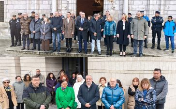 Consejo Comarcal y Ayuntamiento de Ponferrada recuerdan en silencio a las víctimas del 11-M 8