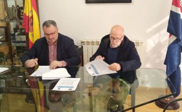 El ayuntamiento de Camponaraya firma un convenio de colaboración con Alimentos de Calidad del Bierzo, la agrupación de sellos de calidad de la Comarca. 4