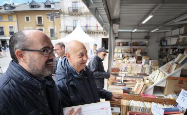 Ponferrada celebra la 31 edición de la Feria del libro antiguo y de ocasión 4