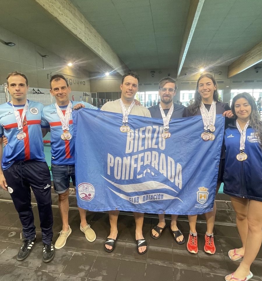 Cosecha de medallas del Club Natación Bierzo en el X Open Castilla y León Natación Máster de verano 1