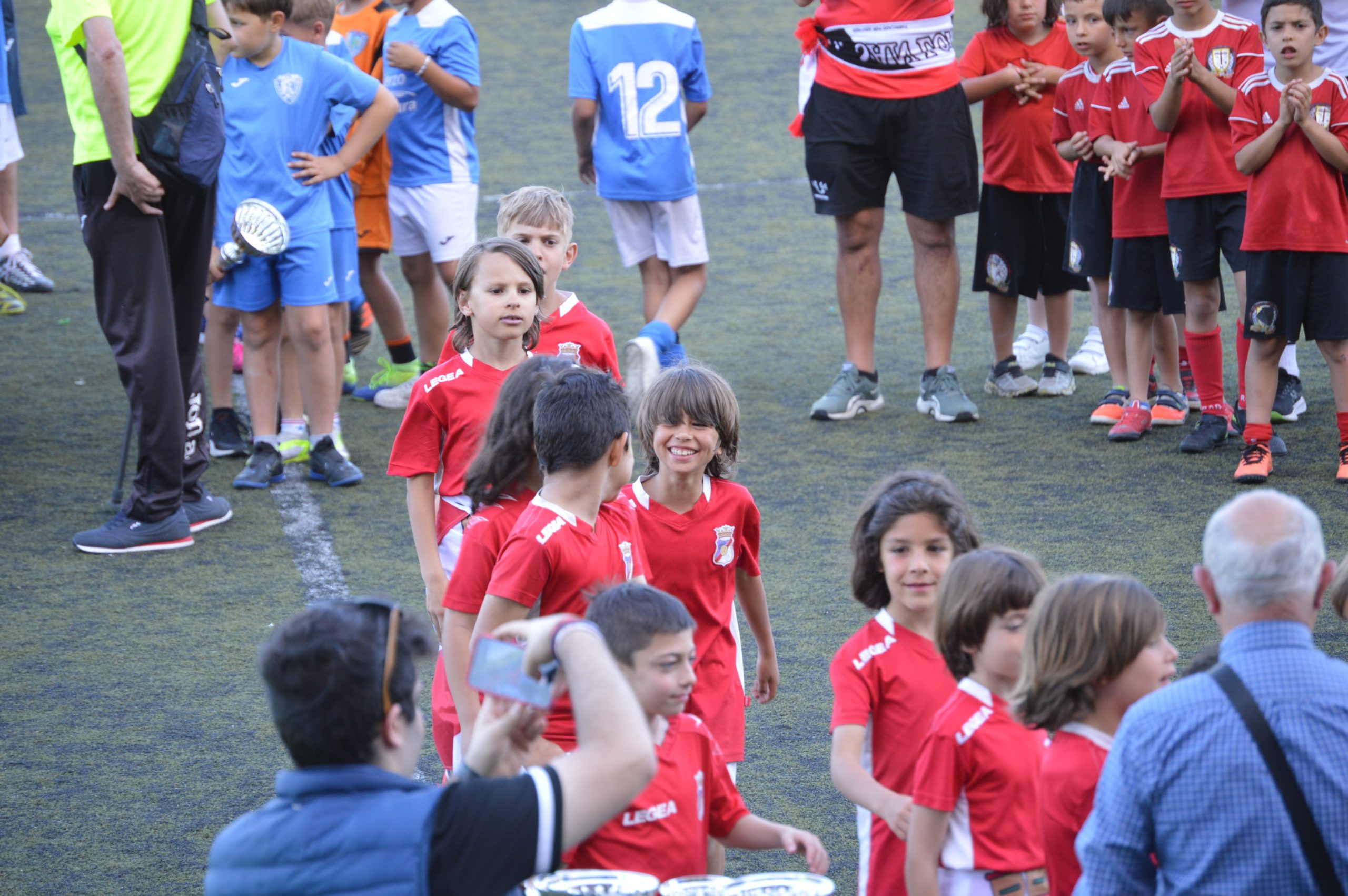 Fotos: Gran participación de equipos de toda la provincia en la 28º edición del Torneo de La Morenica, 1er día 32