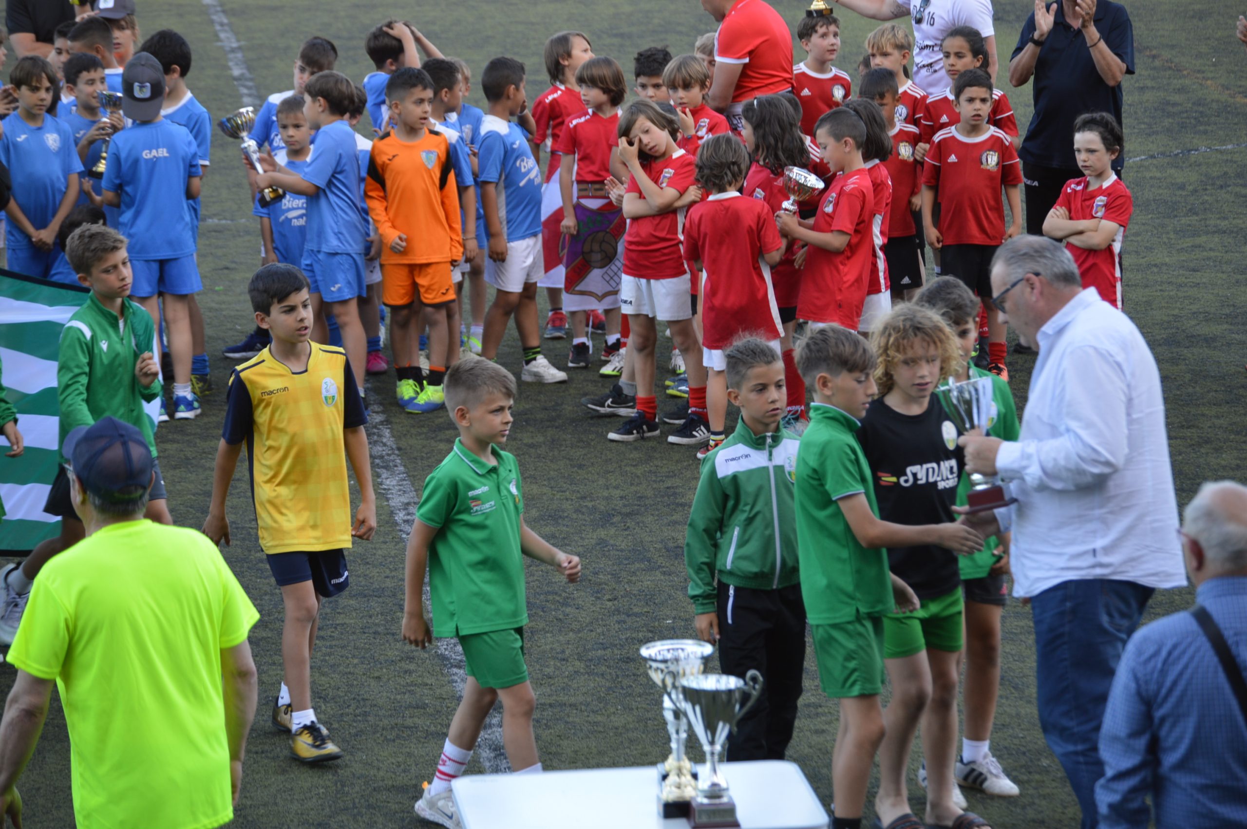 Fotos: Gran participación de equipos de toda la provincia en la 28º edición del Torneo de La Morenica, 1er día 19