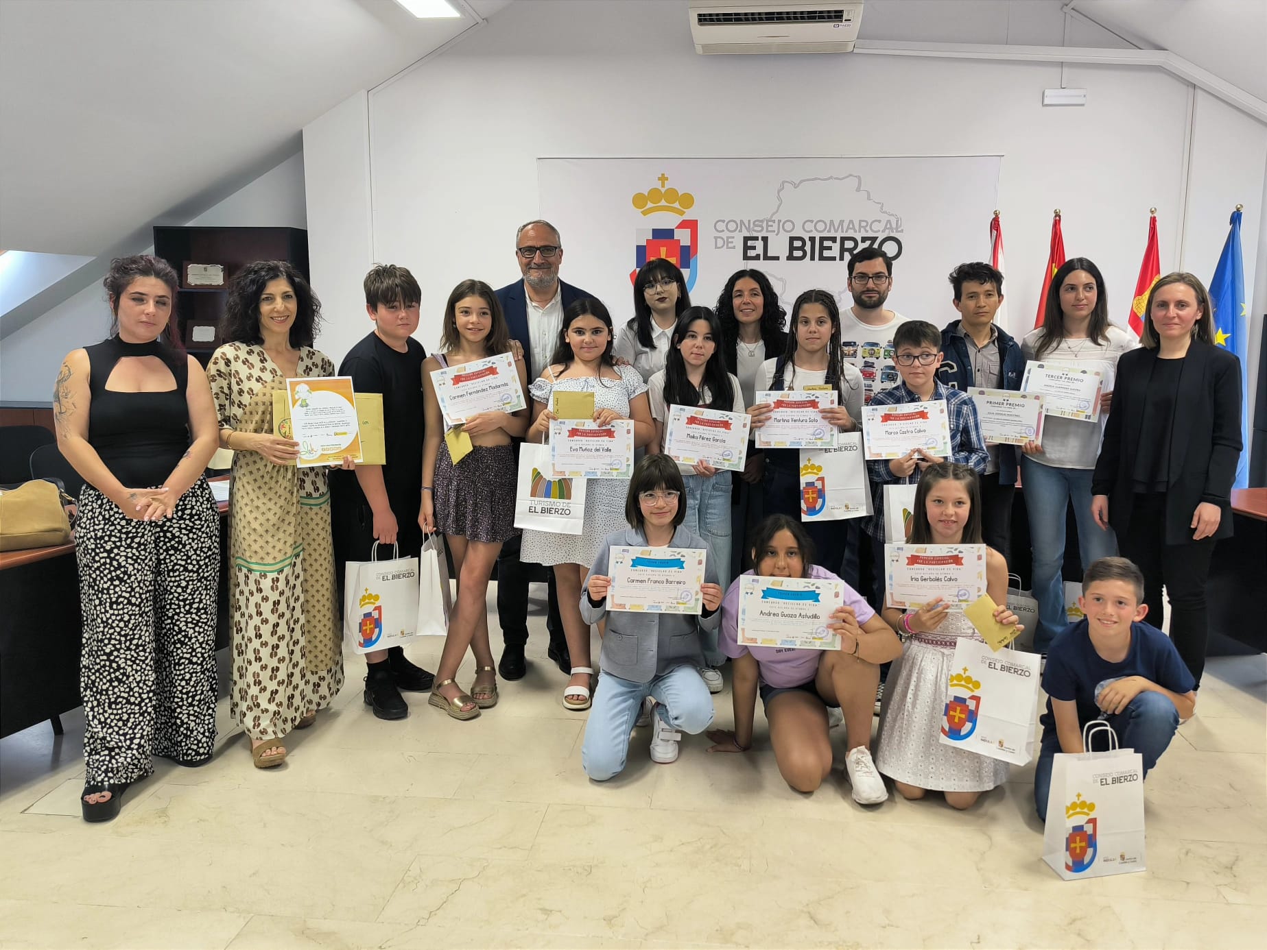 El Consejo Comarcal entrega los premios al alumnado ganador de los concursos del programa Bitácora de Bérizum 1