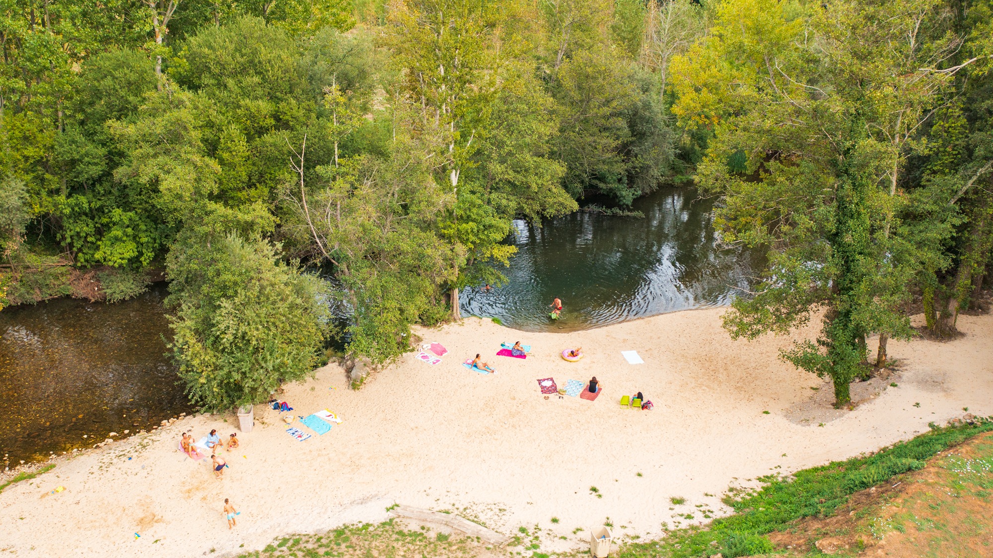 15 playas fluviales en el Bierzo que no te puedes perder 8
