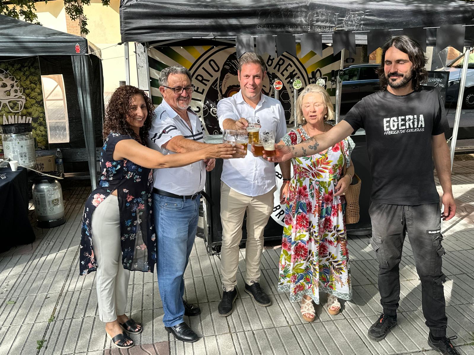 La feria de la cerveza artesana, ecológica y local abre sus puertas en Flores del Sil 1