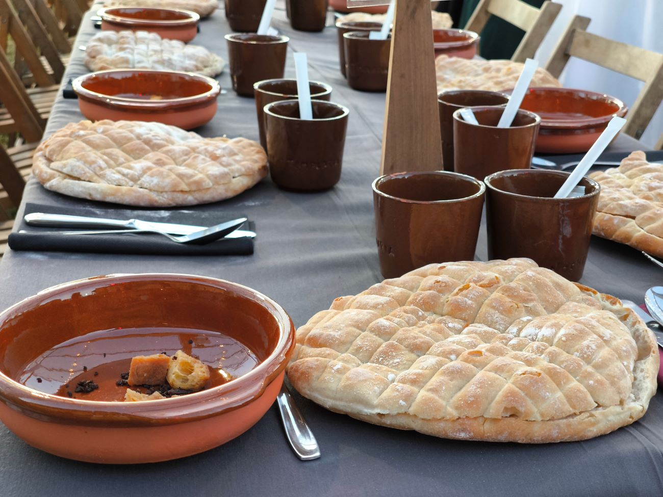 Una colorida Cena medieval en el Castillo templario de Ponferrada 2