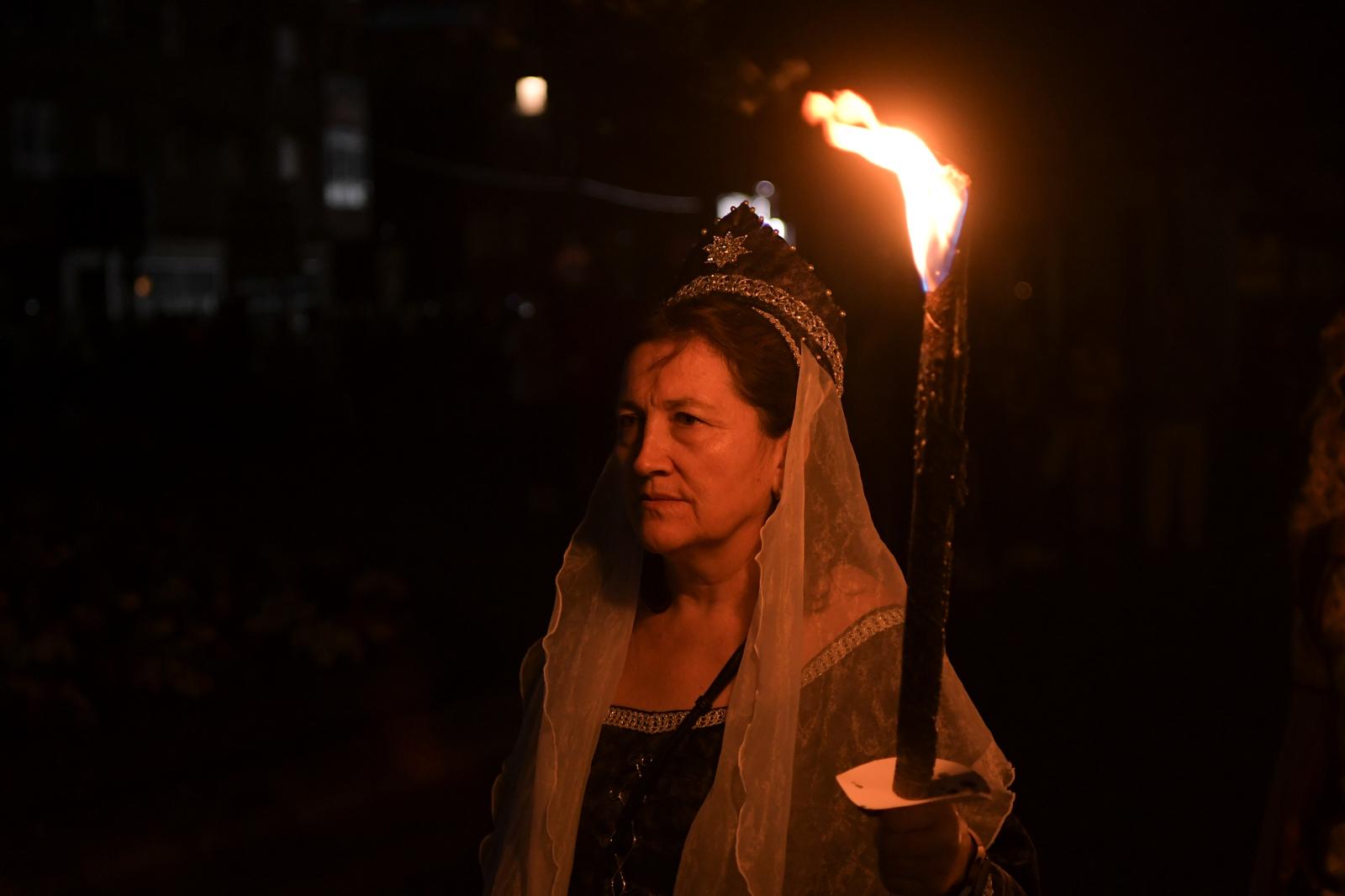 El Arca de la Alianza vuelve al Castillo de Ponferrada con un multitudinario desfile 21