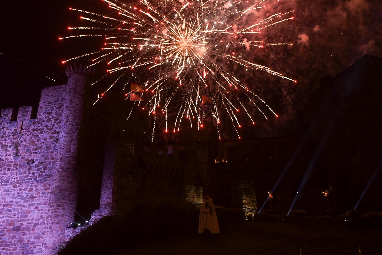 El Arca de la Alianza vuelve al Castillo de Ponferrada con un multitudinario desfile 36