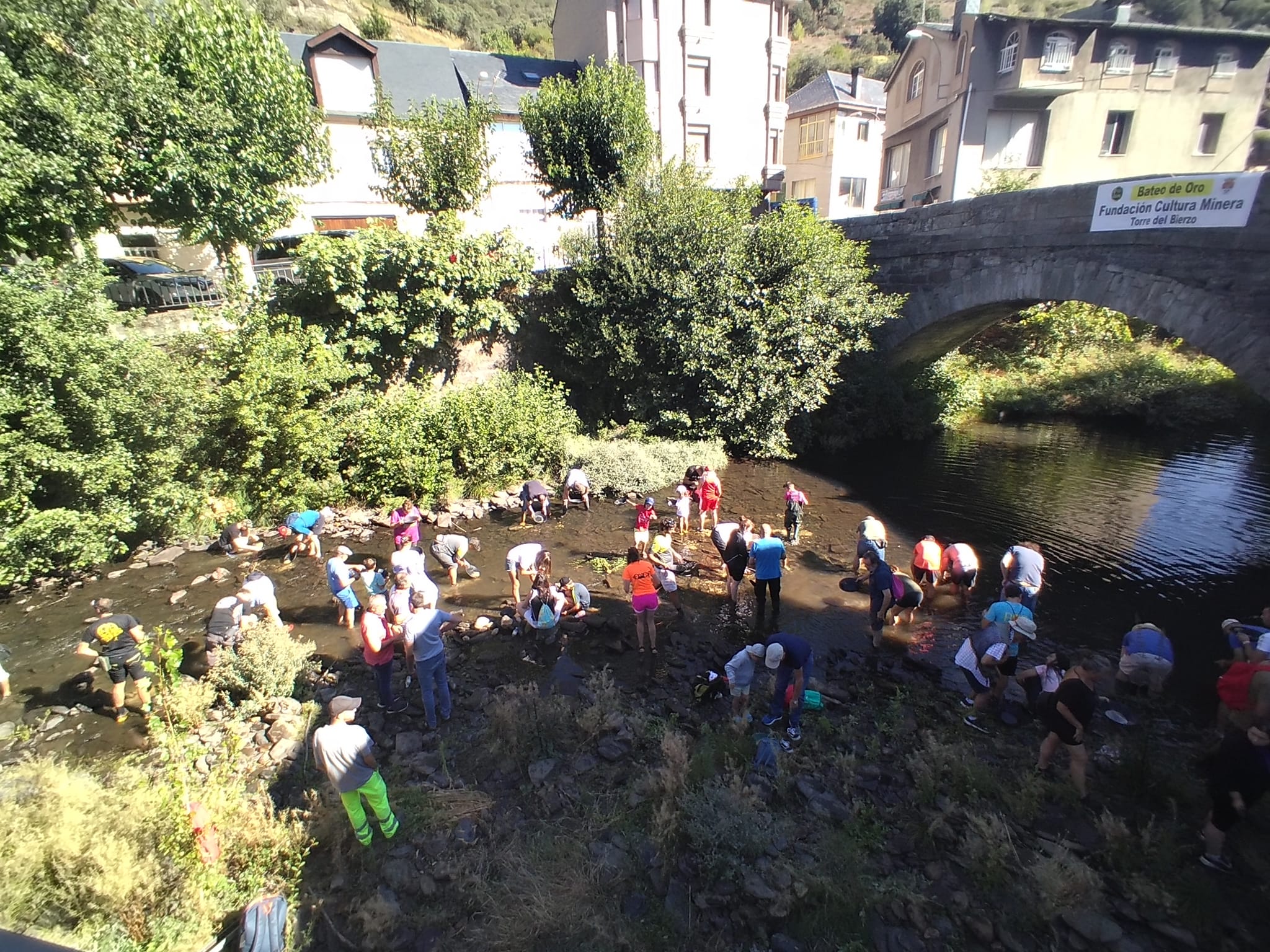 Todo preparado para la V edición del Bateo de oro organizado por la Fundación Cultura Minera en Torre del Bierzo 1