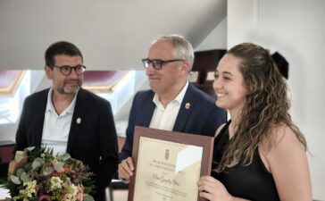 El Bierzo celebra el triunfo internacional de la soprano Nerea González 8