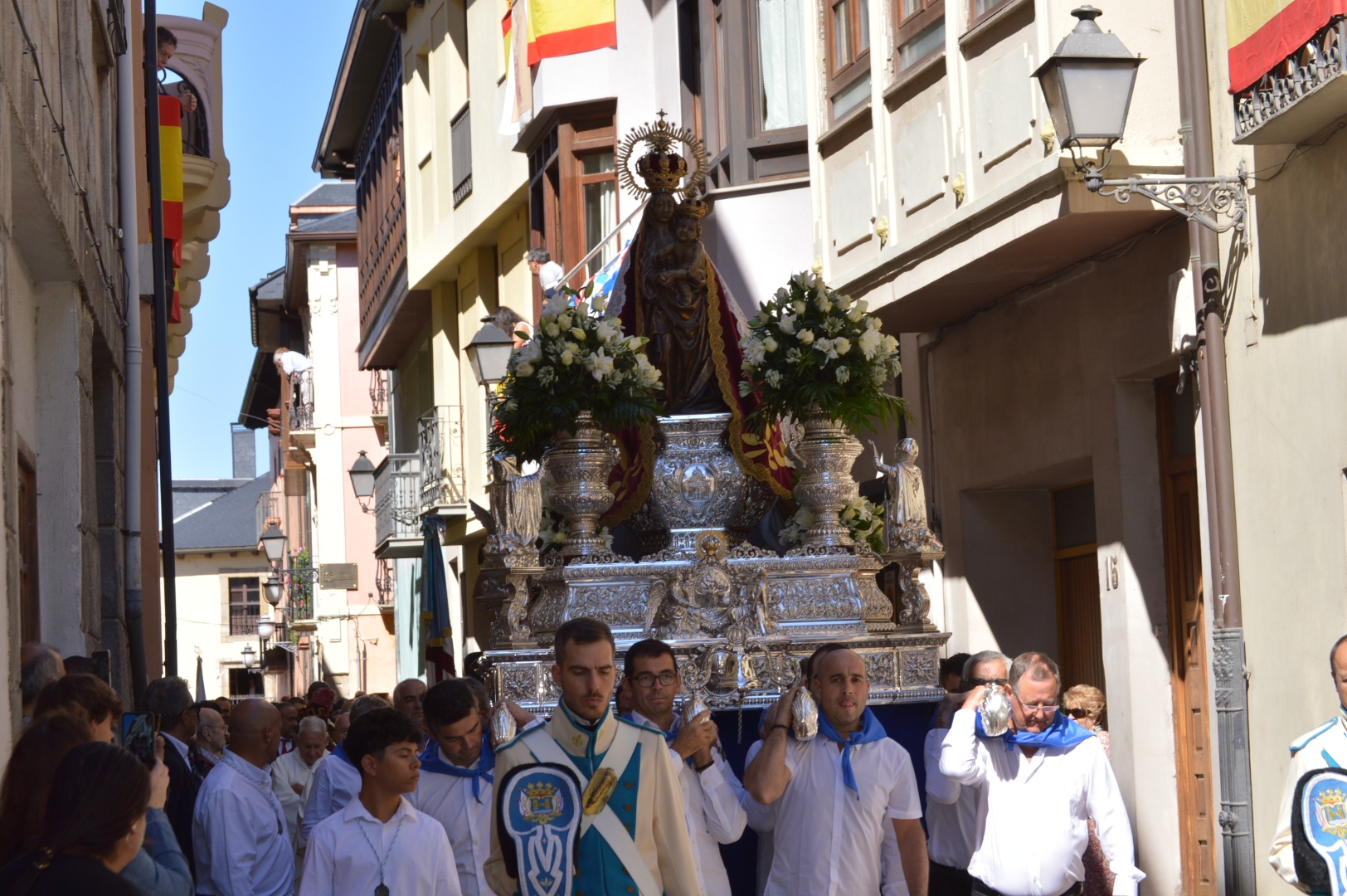 FIestas 2024 | Desfile en honor a la Virgen de la Encina patrona del Bierzo 29