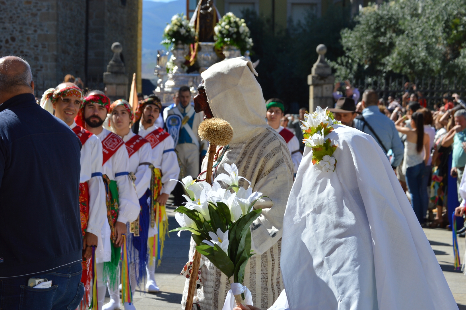 FIestas 2024 | Desfile en honor a la Virgen de la Encina patrona del Bierzo 15