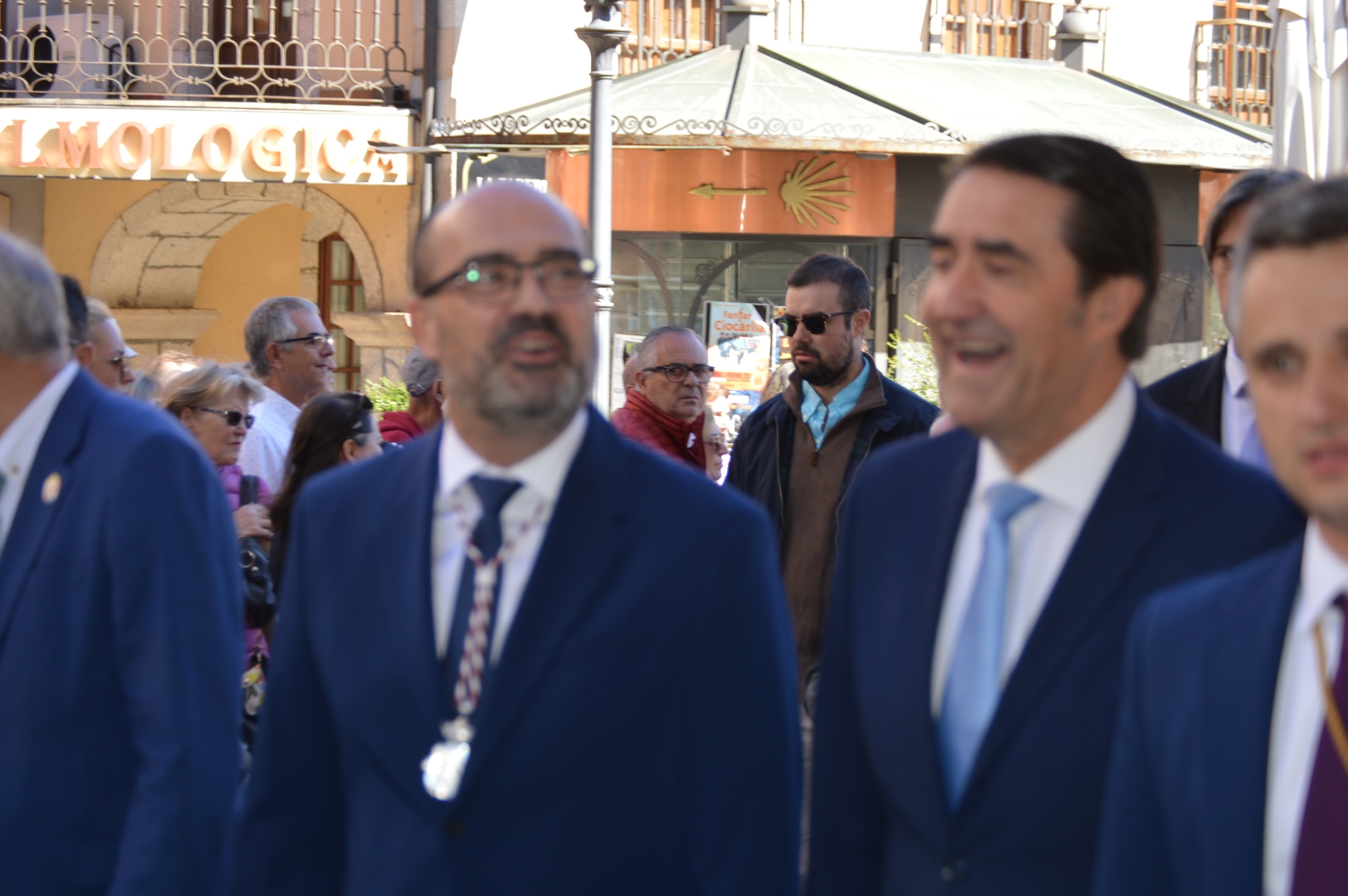 FIestas 2024 | Desfile en honor a la Virgen de la Encina patrona del Bierzo 12