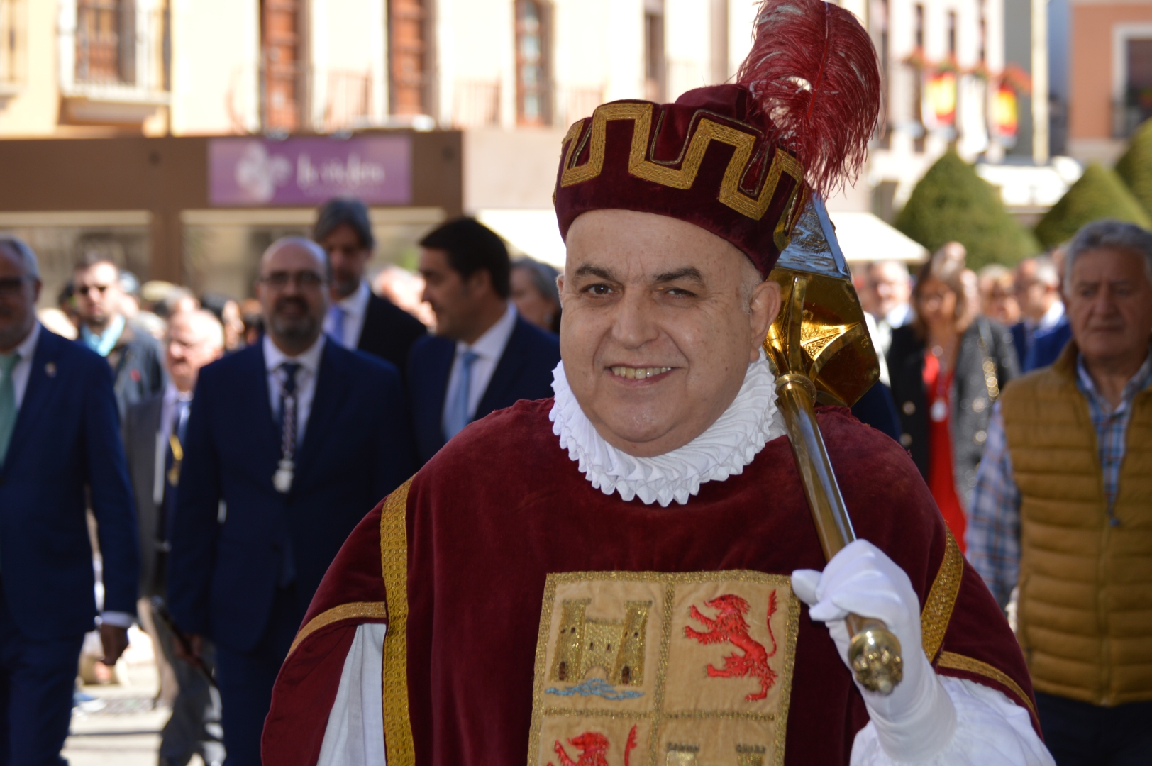 FIestas 2024 | Desfile en honor a la Virgen de la Encina patrona del Bierzo 11