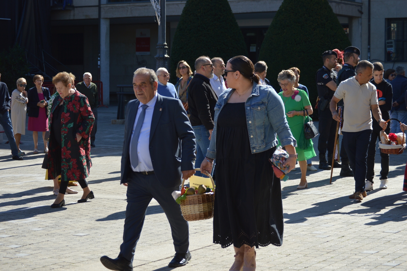 Ofrenda de las pedanías y asociaciones a la Virgen de La Encina 10