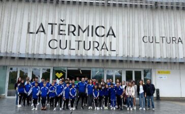 La SD Ponferradina Hockey realiza la sesión de fotos de presentación para la temporada 24/25 en La Térmica Cultural 7