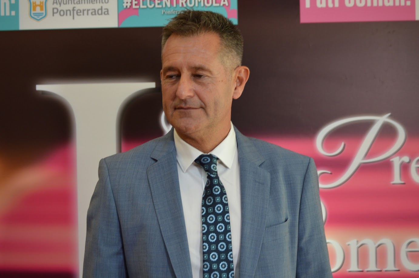 La I Gala del Comercio del Bierzo une a empresarios, deportistas y artistas en La Térmica Cultural 24