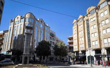 plaza republica argentina de Ponferrada 2024