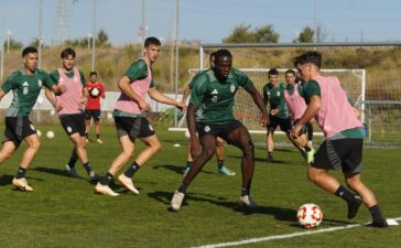 Ponferradina - Arenteiro, donde ver el partido de la quinta jornada de Primera Federación 1