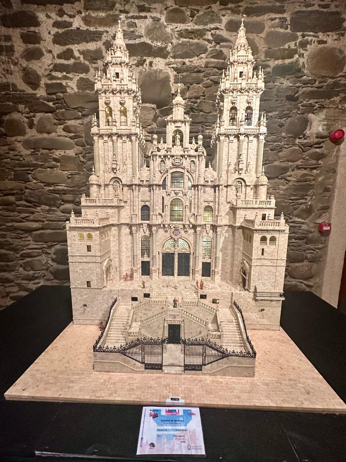 La sala noruega del Castillo de Ponferrada acoge una exposición de piezas hechas con Exin Castillos 2