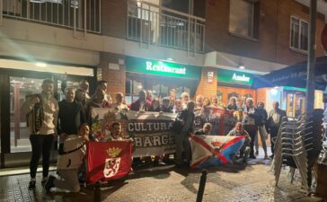 Peñas de la Cultural y la Deportiva viven un derbi pacífico en El Asador El Bierzo 3