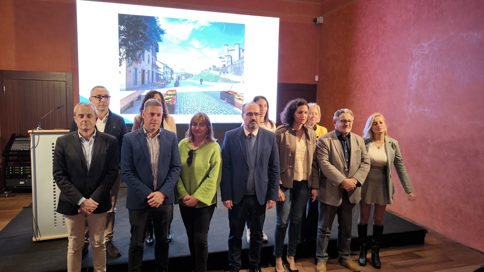 La Avenida del Castillo de Ponferrada se transforma: así será su nueva cara 4