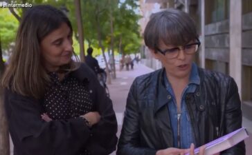 La escritora ponferradina Raquel Peláez entrevistada por Thais Villa en el Intermedio de La Sexta 6