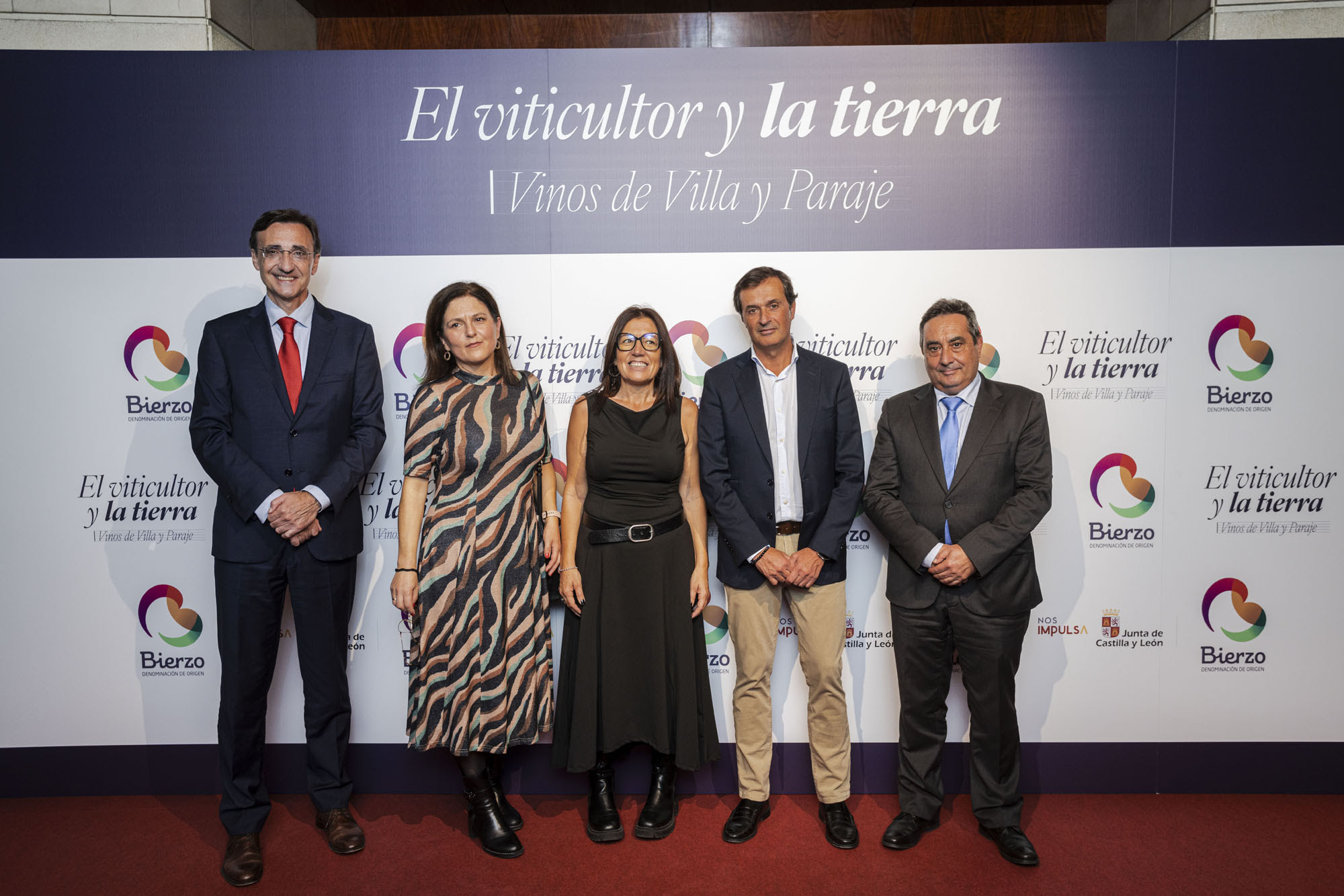 La D.O. Bierzo presenta su pirámide de clasificación en Madrid con la premier del documental El Viticultor y la Tierra 1